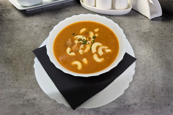 SLAVONSKI ČOBANAC S TJESTENINOM